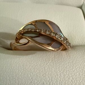 Na Hoku 14k Rose Gold Maile Leaf Ring with .13c of Diamonds (total weight)